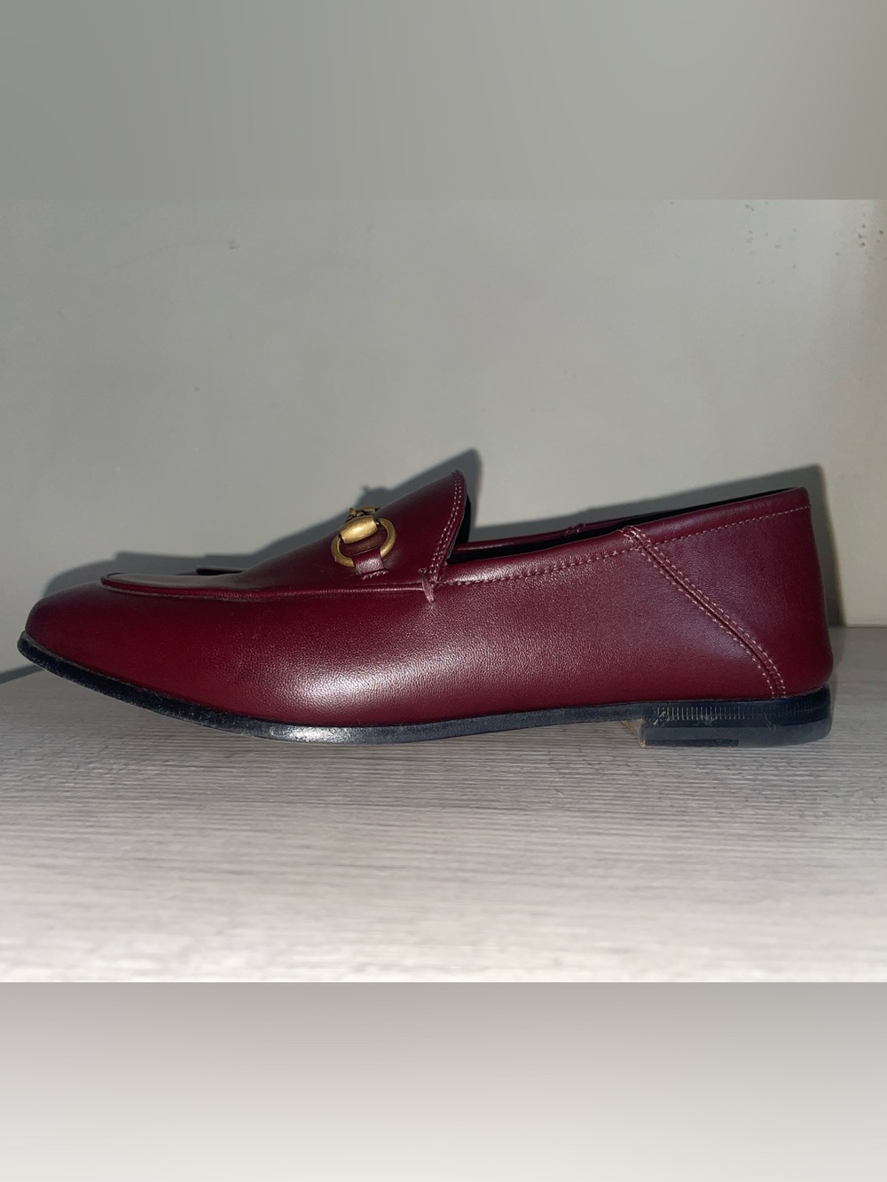 Authentic Gucci Womens Leather Horsebit Loafers in Vintage Bordeaux. Pre-Owned - Picture 8 of 13